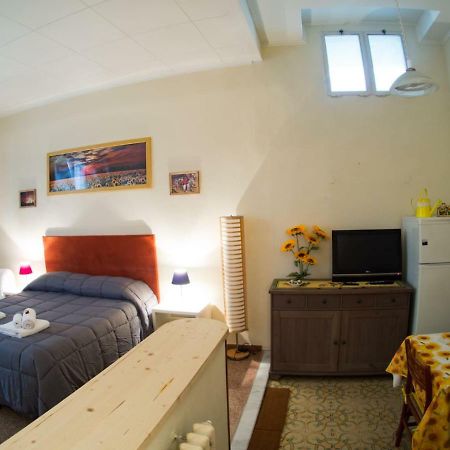San Martino House By Francigenaapartments Sienne Extérieur photo