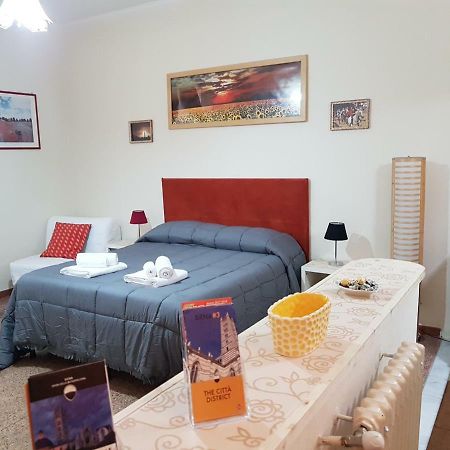 San Martino House By Francigenaapartments Sienne Extérieur photo